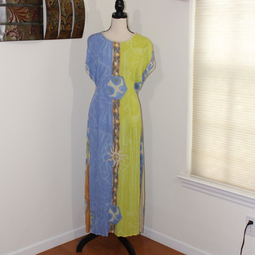 Soji, pull over the head long dress